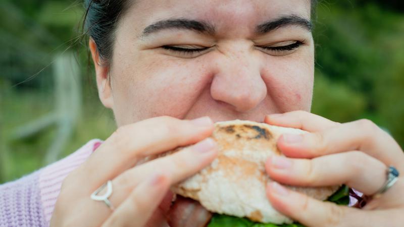 Za&scaron;to je va&scaron; mozak mo&zcaron;da kriv za debljanje &mdash; i kako to mo&zcaron;ete preokrenuti