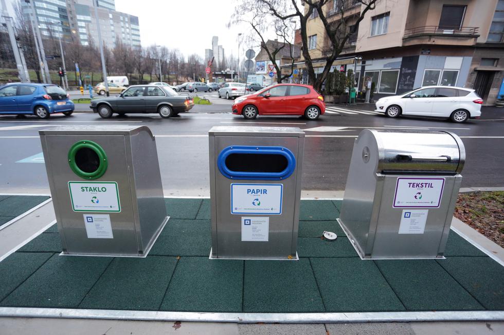 U Zagrebu postavljeni podzemni kontejneri za razvrstavanje otpada