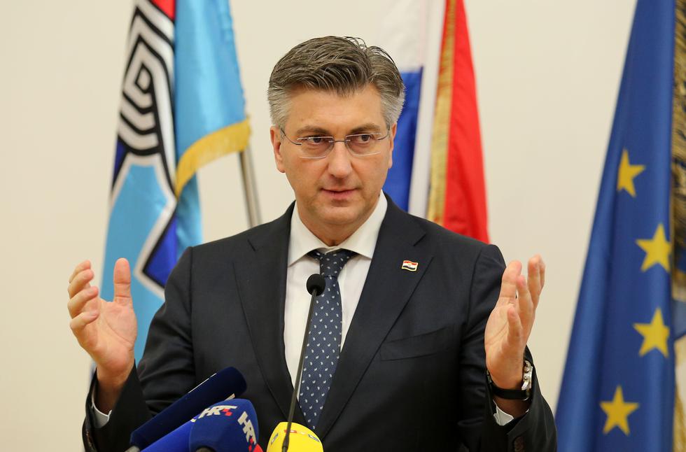 Plenković otkazao presicu Stožera, zbog sastanka u Vladi