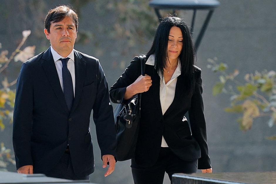 Dr. Salvador Plasencia arrives at federal court for sentencing after pleading guilty to four counts of distributing ketamine to actor Matthew Perry before his death, in Los Angeles | Author: MIKE BLAKE/REUTERS