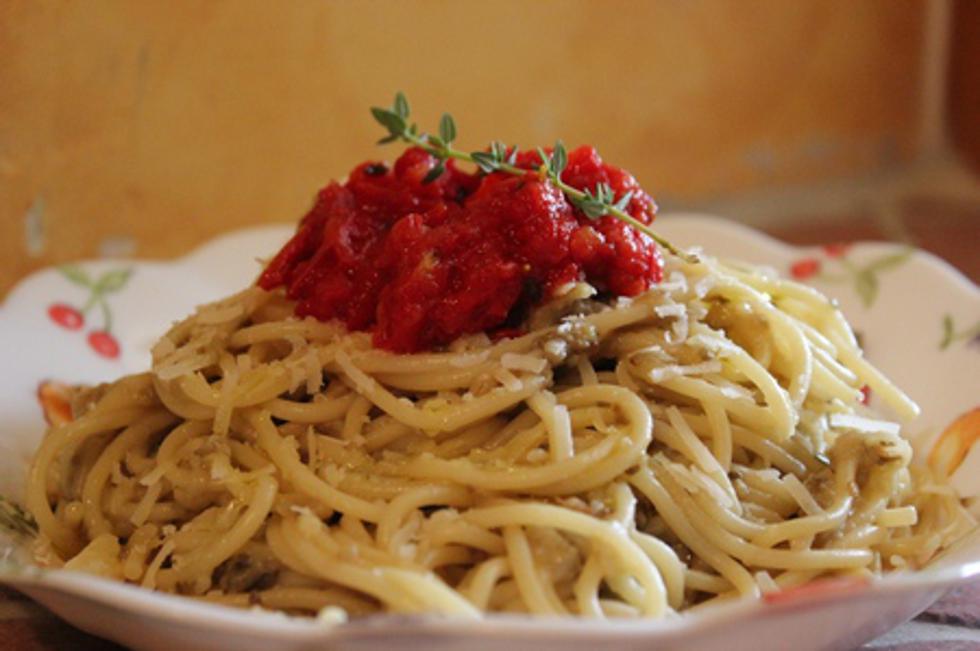 Špageti s patlidžanom i rajčicom