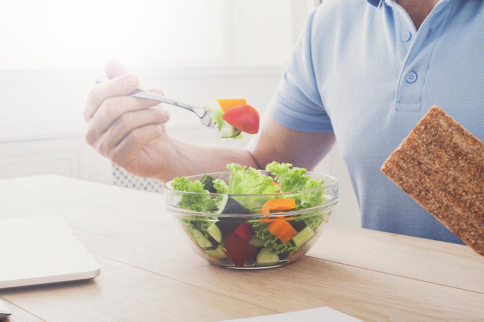 Savjeti uz koje ćeš se hraniti zdravo na poslu i mršavjeti
