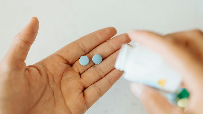 Za&scaron;to bi vi&scaron;e mu&scaron;karaca trebalo uzimati Viagru, a nema nikakve veze s intimnim odnosima