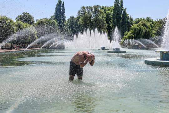 Fountains in Battersea Park