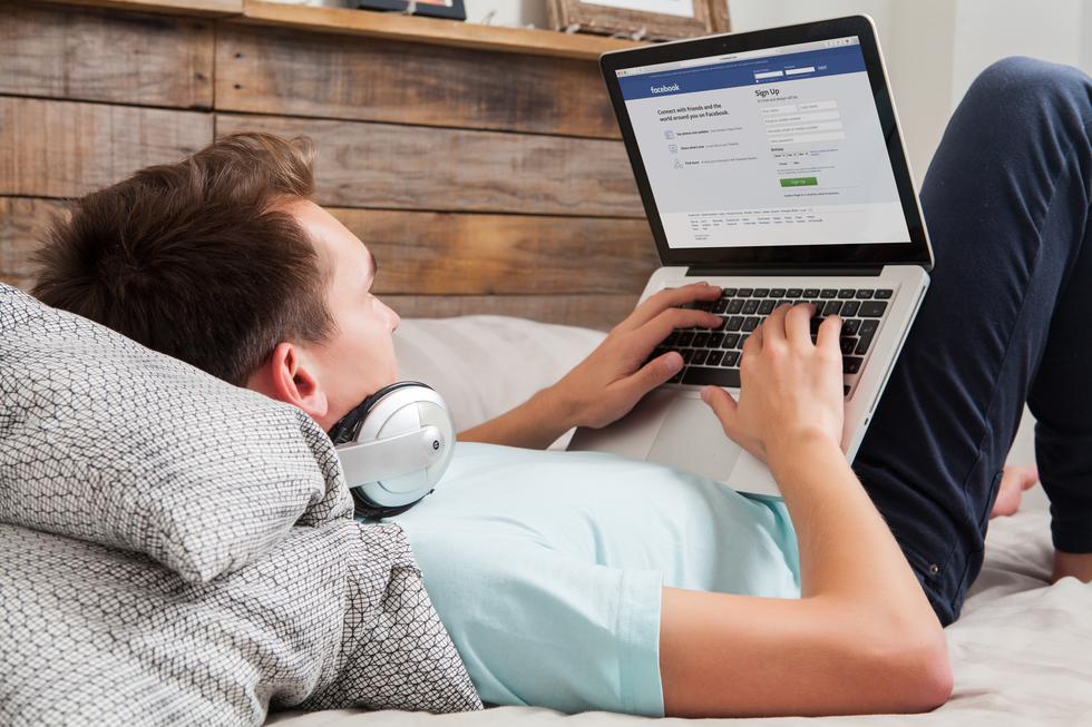 Otkrij kako ti Facebook može upropastiti ljubavnu vezu