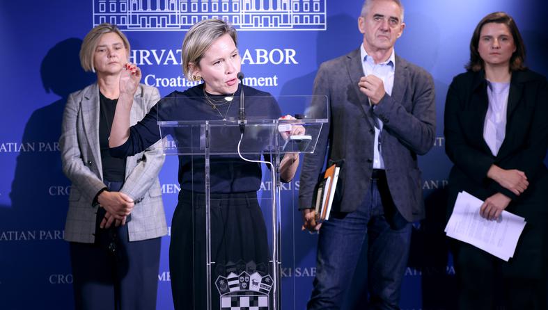 Zagreb: Ivana Kekin i Damir Bakić o naknadama za bolovanje