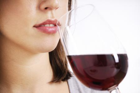 crno vino podiže tlak