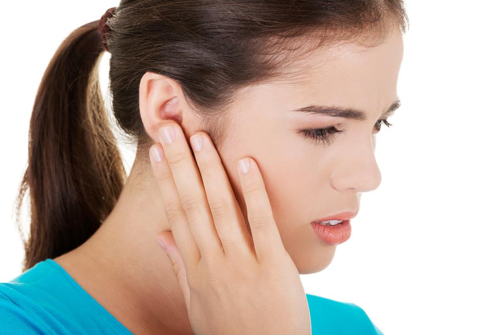 Kako razlikovati upalu uha od upale grla?