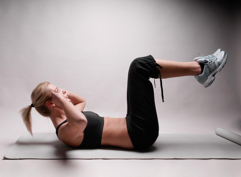 Kako vježbati ako vas bole leđa, zglobovi, noge i koljena?