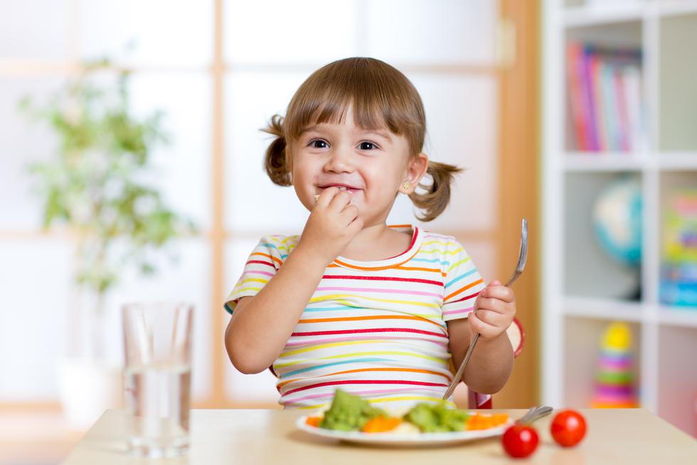 Kako dijete potaknuti da jede više povrća i unosi dovoljno vitamina C?