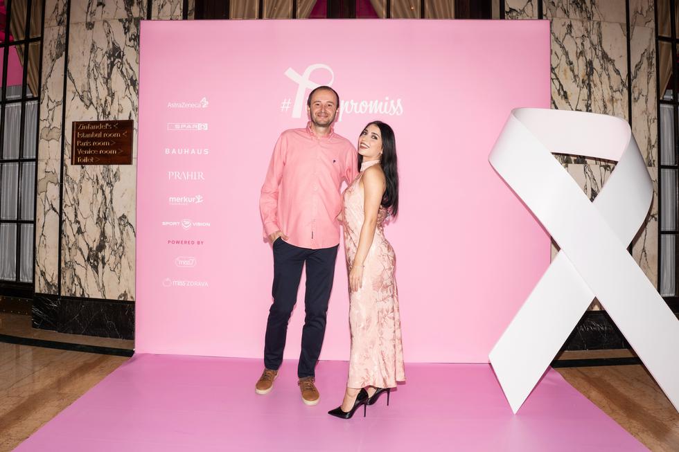 #PinkyPromiss večer ispunjena emocijama: Ljubav je riječ koja nas povezuje