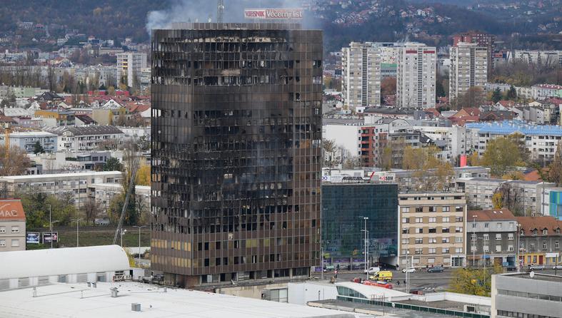 Zagreb: Pogled na izgoreni Vjesnikov neboder