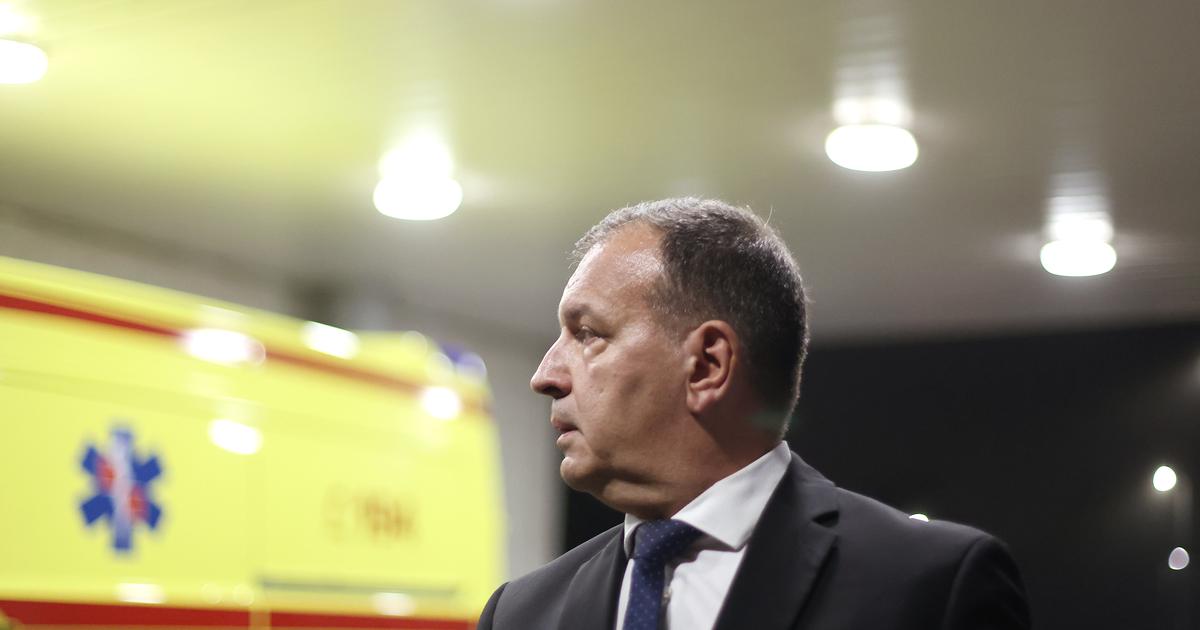 Od 34 pacijenta, dva s erozivnim ozljedama zbog sumnje na trovanje pićima Od 34 pacijenta, dva s erozivnim ozljedama zbog sumnje na trovanje pićima