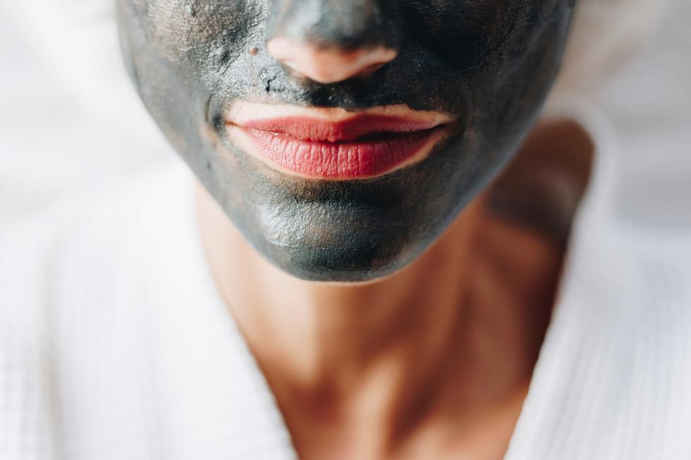 Provjerili smo kako djeluje čišćenje lica željeznom maskom