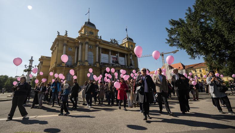 Zagreb: Obilježavanje Dana ružičaste vrpce